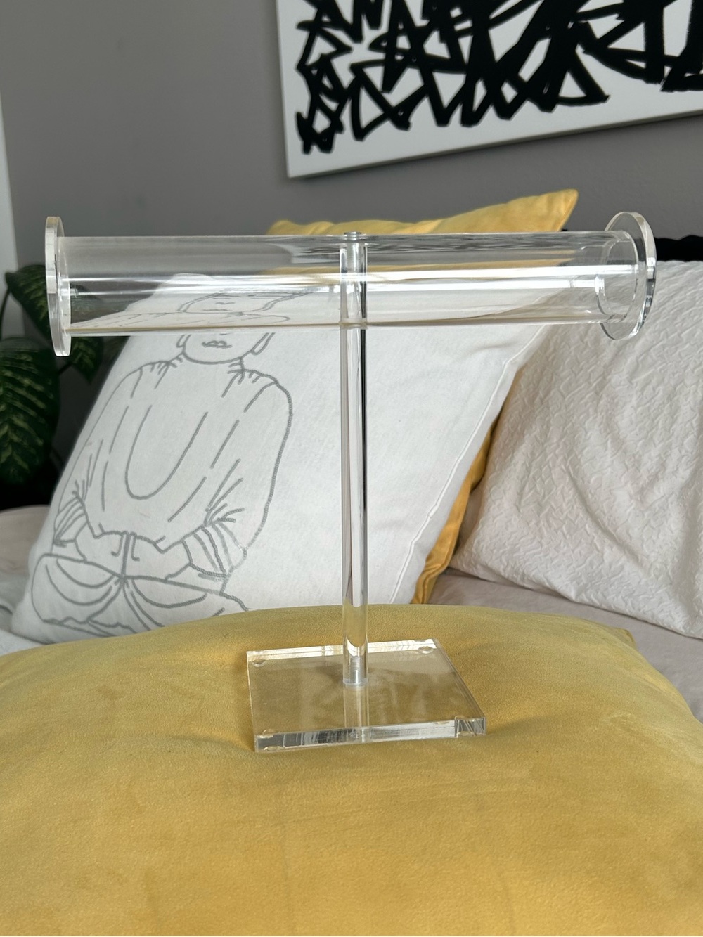 Clear Acrylic Jewelry T-Bar Stand with Gold Necklace - Picture 7 of 9